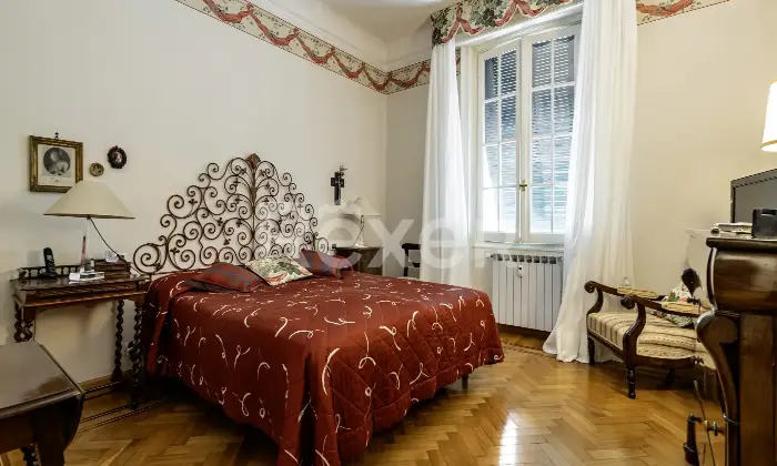 Rexer-Genova-NUDA-PROPRIETA-IMMOBILE-SIGNORILE-USUFRUTTUARIA-OTTANTADUENNE-Altro