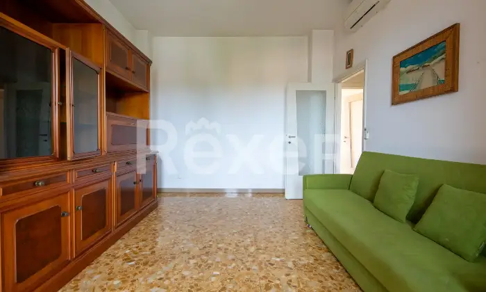 Rexer-Villasanta-Villasanta-trilocale-con-box-e-cantina-Altro