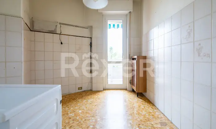 Rexer-Villasanta-Villasanta-trilocale-con-box-e-cantina-Altro