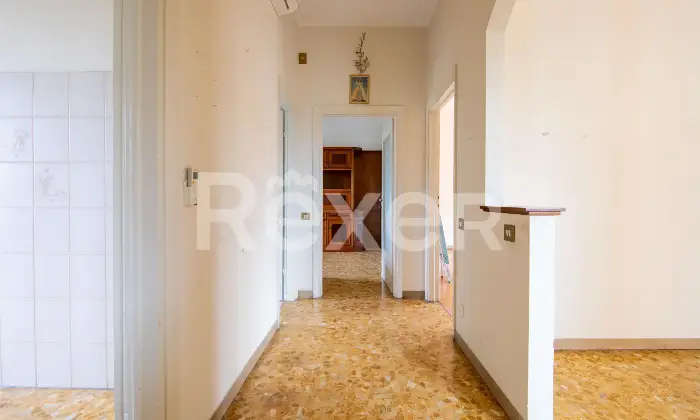 Rexer-Villasanta-Villasanta-trilocale-con-box-e-cantina-Altro
