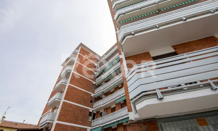 Rexer-Villasanta-Villasanta-trilocale-con-box-e-cantina-Altro