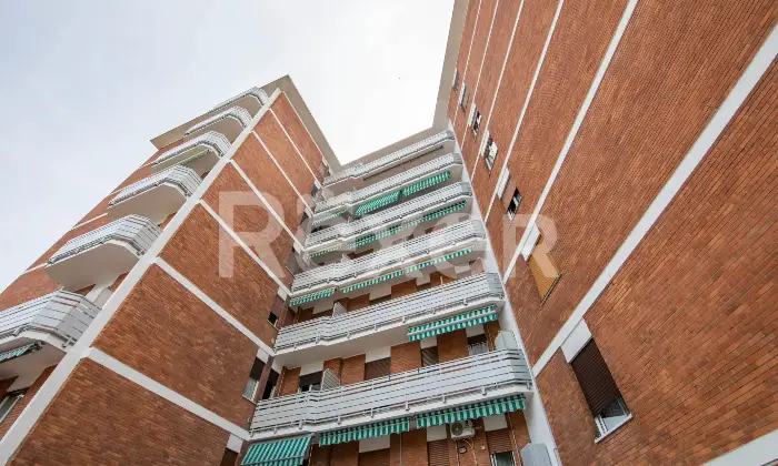 Rexer-Villasanta-Villasanta-trilocale-con-box-e-cantina-Altro