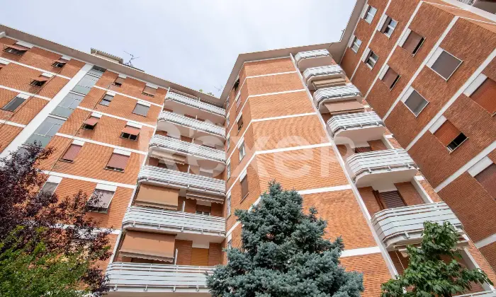 Rexer-Villasanta-Villasanta-trilocale-con-box-e-cantina-Altro