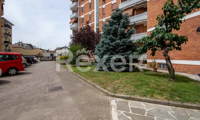 Rexer-Villasanta-Villasanta-trilocale-con-box-e-cantina-Altro