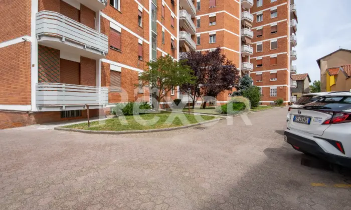 Rexer-Villasanta-Villasanta-trilocale-con-box-e-cantina-Altro