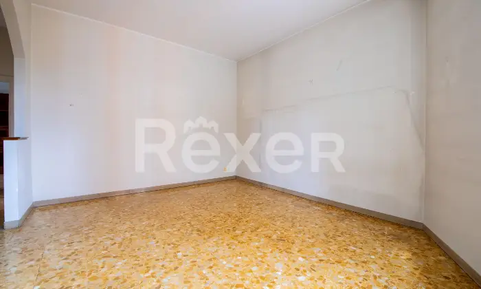 Rexer-Villasanta-Villasanta-trilocale-con-box-e-cantina-Altro