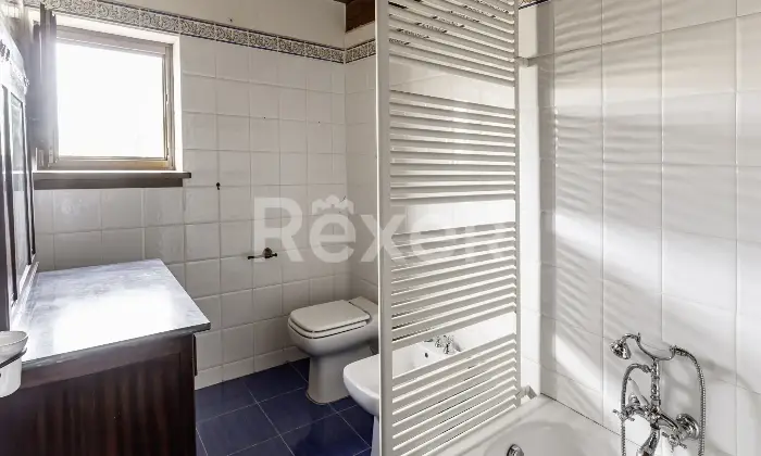 Rexer-Arezzo-Ampia-propriet-panoramica-su-pi-livelli-con-giardino-privato-ad-Arezzo-Altro