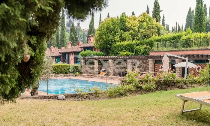 Rexer-Polpenazze-del-Garda-Esclusiva-opportunit-nel-cuore-del-Garda-Golf-Altro