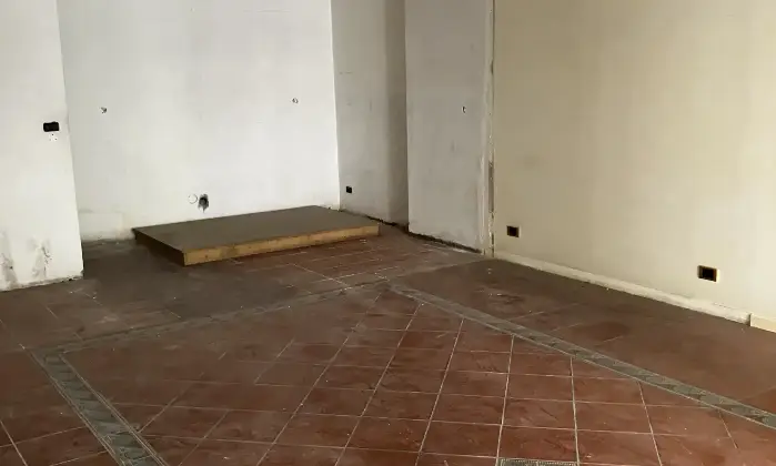 Rexer-Sarno-Negozio-in-centro-a-Sarno-Altro