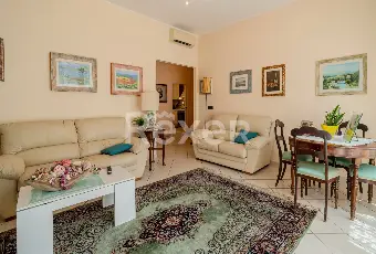 Rexer-Firenze-Legnaia-pressi-in-bel-palazzo-nuda-propriet-con-terrazza-abitabile-Altro