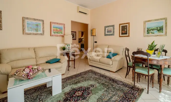 Rexer-Firenze-Legnaia-pressi-in-bel-palazzo-nuda-propriet-con-terrazza-abitabile-Altro