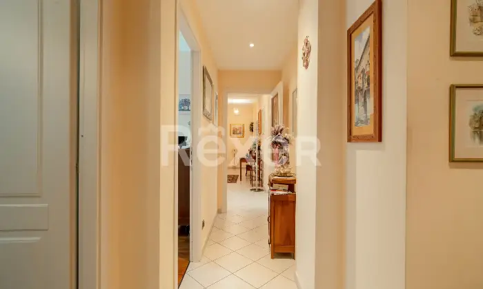 Rexer-Firenze-Legnaia-pressi-in-bel-palazzo-nuda-propriet-con-terrazza-abitabile-Altro