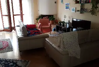 Rexer-Urbino-Vendesi-due-appartamenti-adiacenti-a-Urbino-Altro