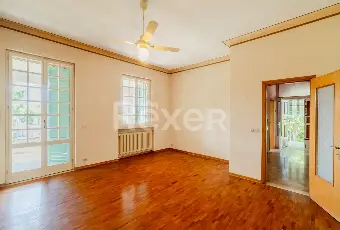 Rexer-Moglia-Villa-indipendente-con-giardino-terrazzi-e-ampi-spazi-su-tre-livelli-Moglia-MN-Altro