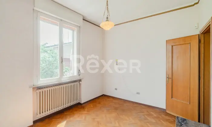 Rexer-Moglia-Villa-indipendente-con-giardino-terrazzi-e-ampi-spazi-su-tre-livelli-Moglia-MN-Altro