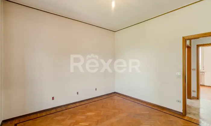 Rexer-Moglia-Villa-indipendente-con-giardino-terrazzi-e-ampi-spazi-su-tre-livelli-Moglia-MN-Altro