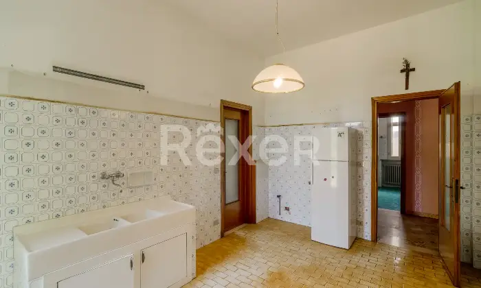 Rexer-Moglia-Villa-indipendente-con-giardino-terrazzi-e-ampi-spazi-su-tre-livelli-Moglia-MN-Altro