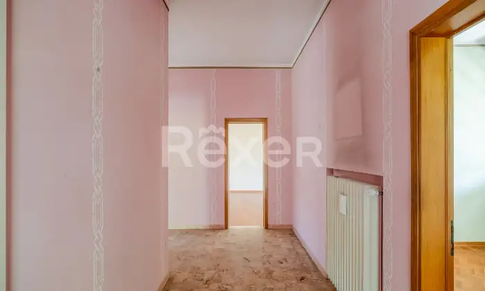 Rexer-Moglia-Villa-indipendente-con-giardino-terrazzi-e-ampi-spazi-su-tre-livelli-Moglia-MN-Altro