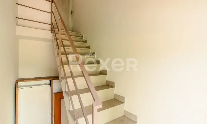 Rexer-Moglia-Villa-indipendente-con-giardino-terrazzi-e-ampi-spazi-su-tre-livelli-Moglia-MN-Altro