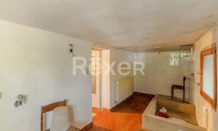 Rexer-Moglia-Villa-indipendente-con-giardino-terrazzi-e-ampi-spazi-su-tre-livelli-Moglia-MN-Altro