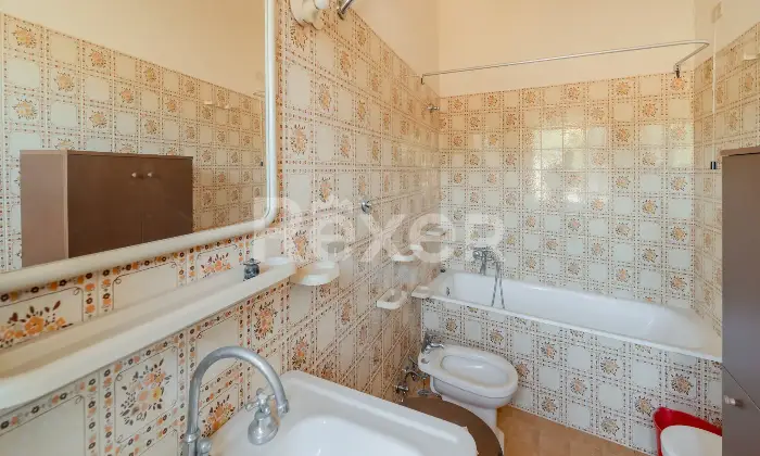 Rexer-San-Benedetto-del-Tronto-Palazzo-Voltattorni-palazzo-storico-nel-cuore-di-San-Benedetto-del-Tronto-Altro
