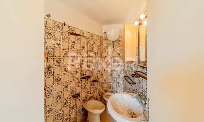 Rexer-San-Benedetto-del-Tronto-Palazzo-Voltattorni-palazzo-storico-nel-cuore-di-San-Benedetto-del-Tronto-Altro