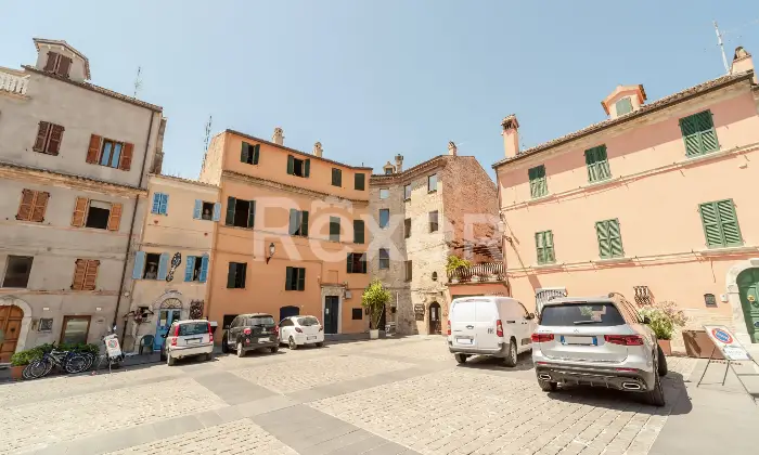 Rexer-San-Benedetto-del-Tronto-Palazzo-Voltattorni-palazzo-storico-nel-cuore-di-San-Benedetto-del-Tronto-Altro