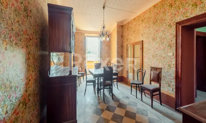 Rexer-San-Benedetto-del-Tronto-Palazzo-Voltattorni-palazzo-storico-nel-cuore-di-San-Benedetto-del-Tronto-Altro
