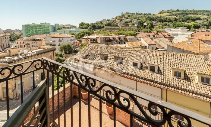 Rexer-San-Benedetto-del-Tronto-Palazzo-Voltattorni-palazzo-storico-nel-cuore-di-San-Benedetto-del-Tronto-Altro
