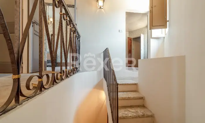 Rexer-San-Benedetto-del-Tronto-Palazzo-Voltattorni-palazzo-storico-nel-cuore-di-San-Benedetto-del-Tronto-Altro