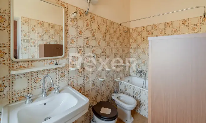 Rexer-San-Benedetto-del-Tronto-Palazzo-Voltattorni-palazzo-storico-nel-cuore-di-San-Benedetto-del-Tronto-Altro