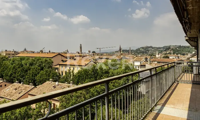 Rexer-Verona-ATTICO-CON-SPLENDITA-VISTA-Altro