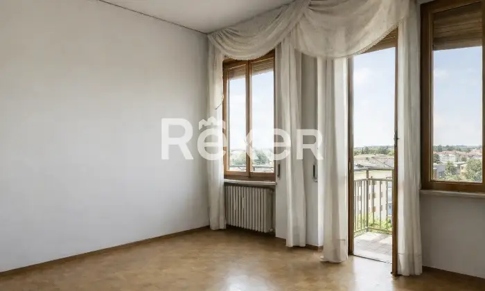 Rexer-Verona-ATTICO-CON-SPLENDITA-VISTA-Camera-da-letto
