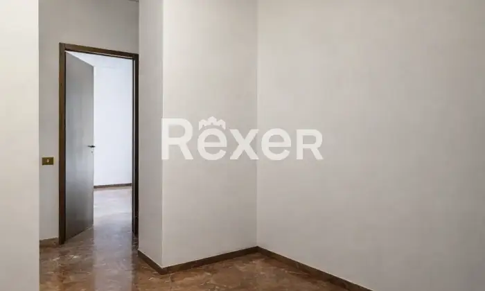 Rexer-Verona-ATTICO-CON-SPLENDITA-VISTA-Corridoio