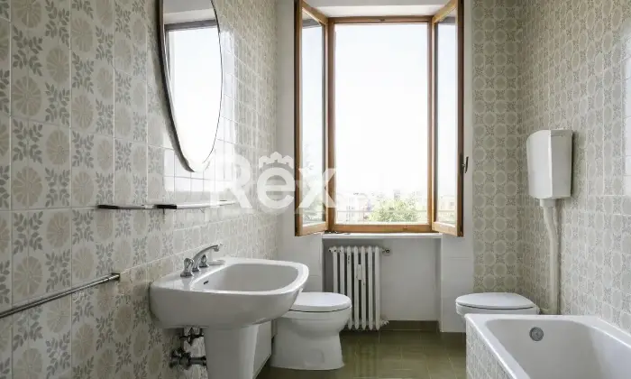 Rexer-Verona-ATTICO-CON-SPLENDITA-VISTA-Bagno