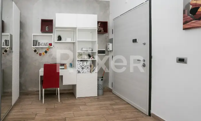 Rexer-Genova-VENDESI-VIA-PIERINO-NEGROTTO-CAMBIASO-Altro