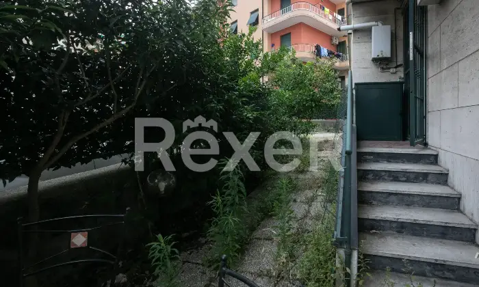 Rexer-Genova-VENDESI-VIA-PIERINO-NEGROTTO-CAMBIASO-Altro