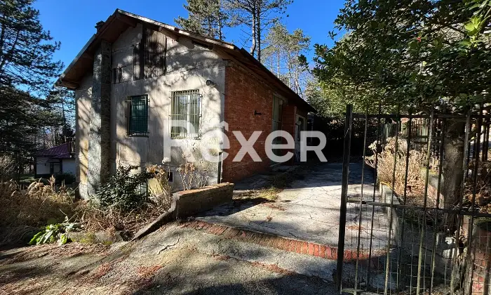 Rexer-Varazze-Bifamiliare-con-giardino-e-garage-Altro