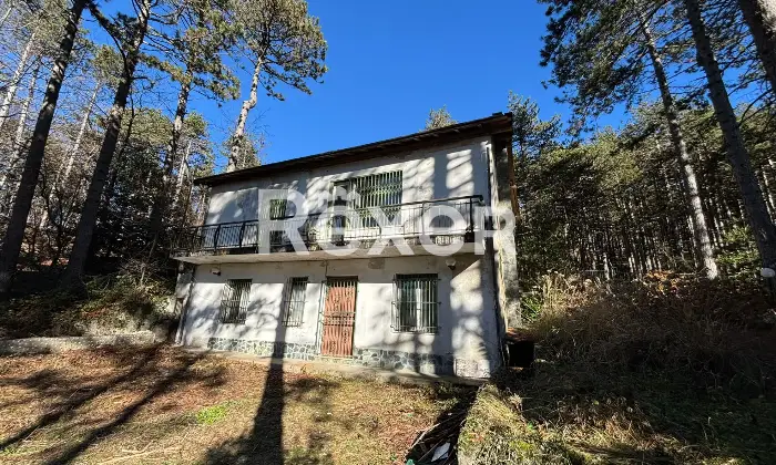 Rexer-Varazze-Bifamiliare-con-giardino-e-garage-Altro