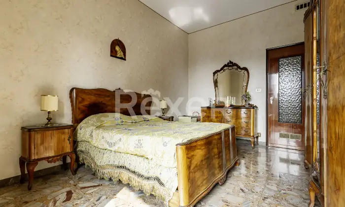 Rexer-Torino-Appartamento-con-doppi-ingressi-Altro