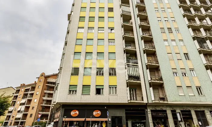 Rexer-Torino-Appartamento-con-doppi-ingressi-Altro