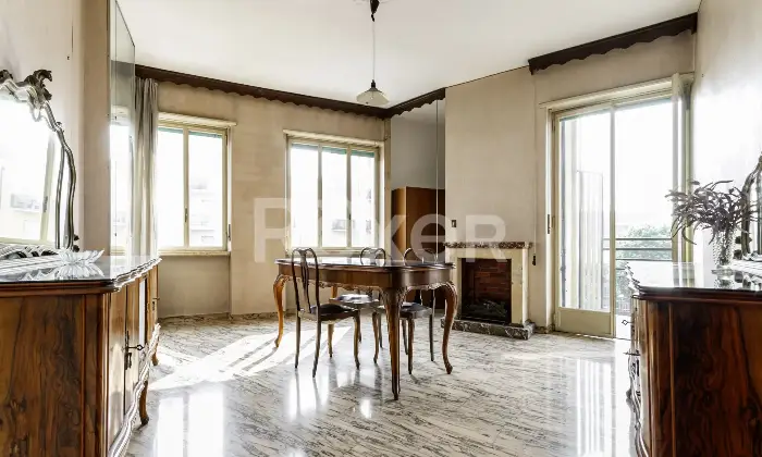 Rexer-Torino-Appartamento-con-doppi-ingressi-Altro