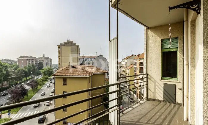 Rexer-Torino-Appartamento-con-doppi-ingressi-Altro