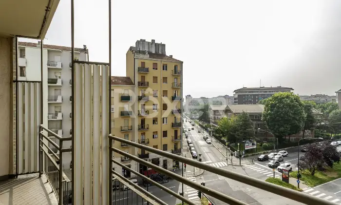 Rexer-Torino-Appartamento-con-doppi-ingressi-Altro