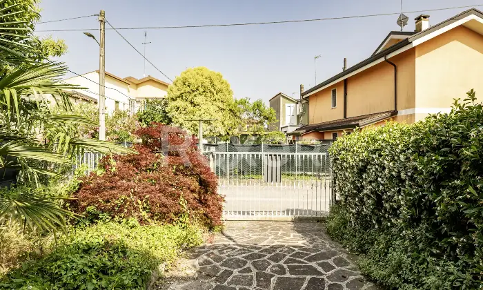 Rexer-Padova-Villa-a-schiera-con-giardino-e-garage-in-buone-condizioni-libera-subito-Altro