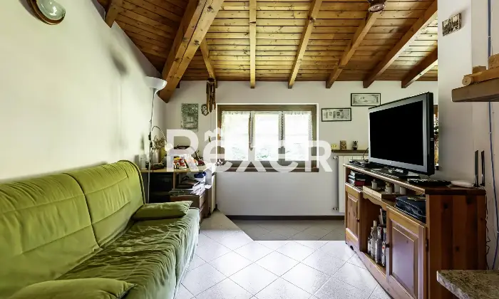 Rexer-Centro-Valle-Intelvi-Appartamento-con-giardino-Altro