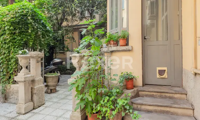 Rexer-Milano-BILOCALE-IN-BUONO-STATO-Altro