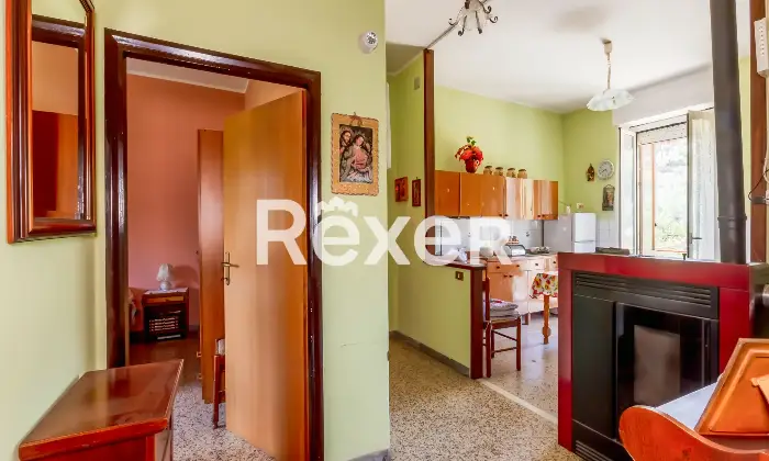 Rexer-Villa-San-Giovanni-in-Tuscia-Luminoso-Appartamento-con-Riscaldamento-Autonomo-Altro