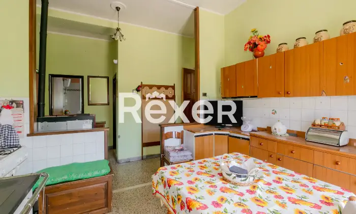 Rexer-Villa-San-Giovanni-in-Tuscia-Luminoso-Appartamento-con-Riscaldamento-Autonomo-Altro