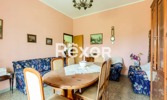 Rexer-Villa-San-Giovanni-in-Tuscia-Luminoso-Appartamento-con-Riscaldamento-Autonomo-Altro